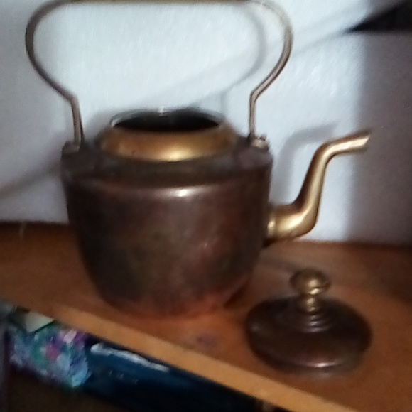 Rare old English Copper And Brass tea kettle teapot with lid . - Picture 4 of 6